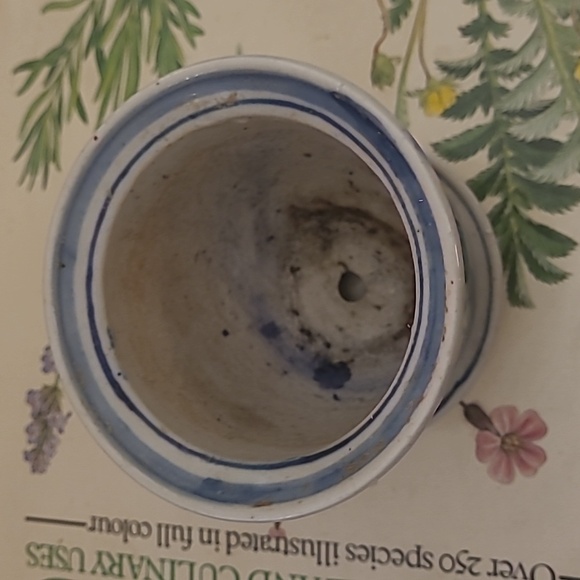 VINTAGE CHINOISERIE BLUE & WHITE PLANTERS SET OF 4 - Picture 14 of 16